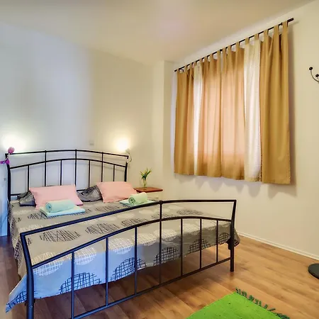 Katja * Rogoznica (Sibenik-Knin)